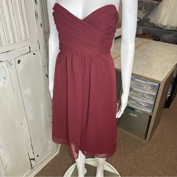 Alfred Angelo Maroon Chiffon Layers Princess Bodice Strapless Prom Dress - Picture 14 of 15
